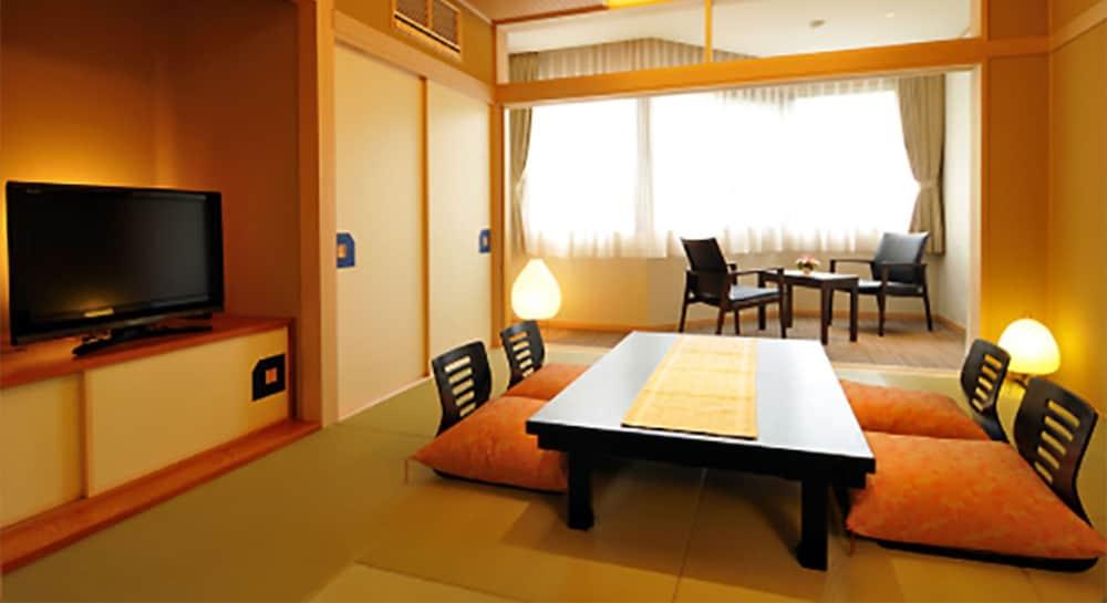 Hotel Shiroyama Yugawara Extérieur photo