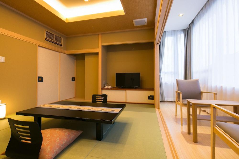 Hotel Shiroyama Yugawara Extérieur photo
